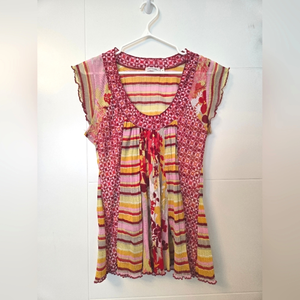 Patterned Mesh Top